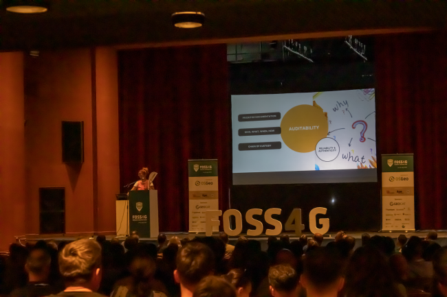 FOSS4G