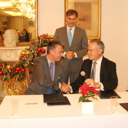 ελληνοαφρικανικο